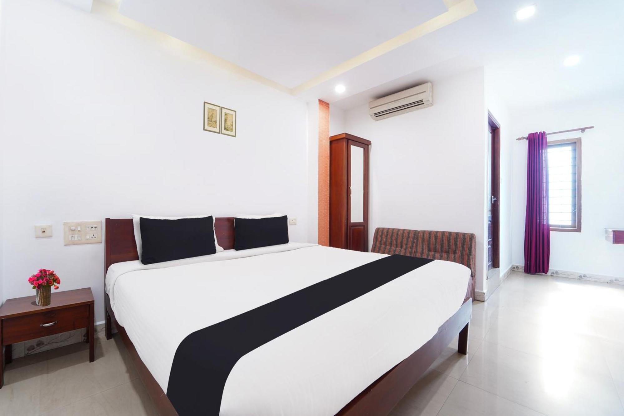 Super Townhouse City Center Ernakulam Kochi ภายนอก รูปภาพ